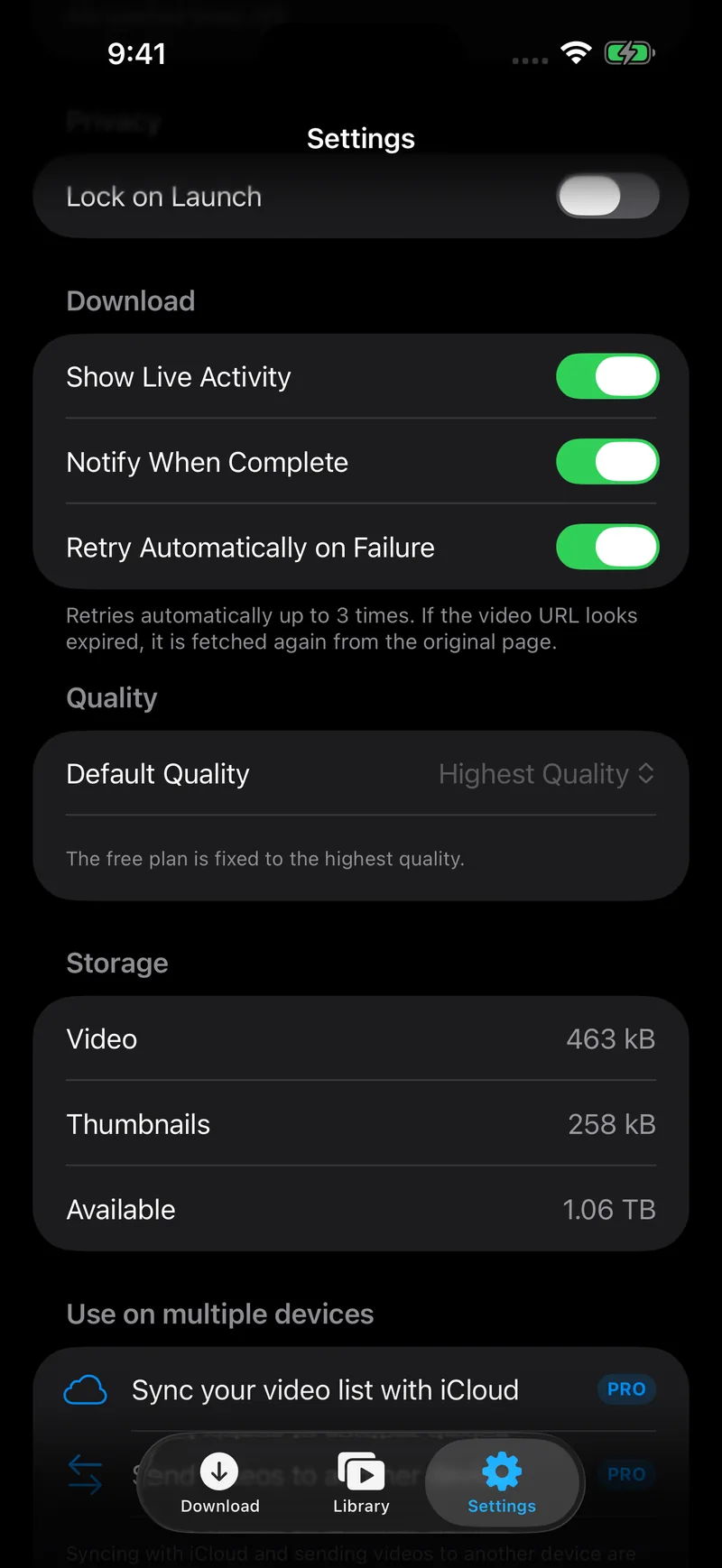 Settings, with download, quality and storage options